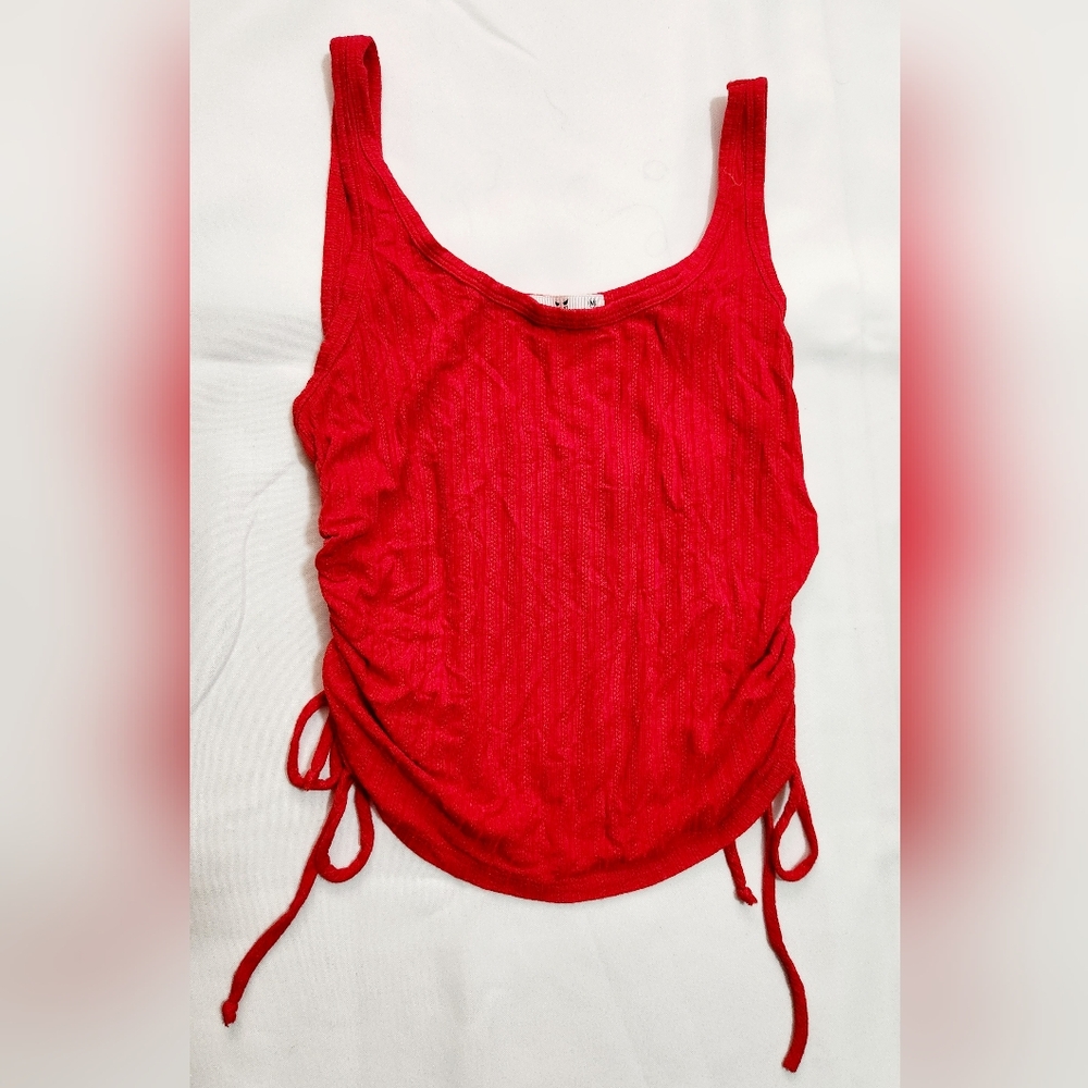 REBELLIOUS Dreamer Side-Ruched Tie Tank Top Juniors' M Red Crewneck Pullover - Picture 4 of 8